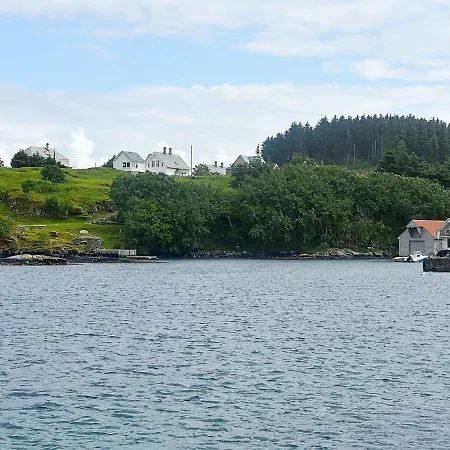 Holiday Bakkasund Holiday home Kalve
