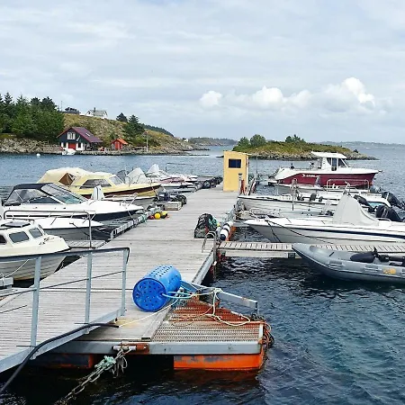 Holiday Bakkasund *